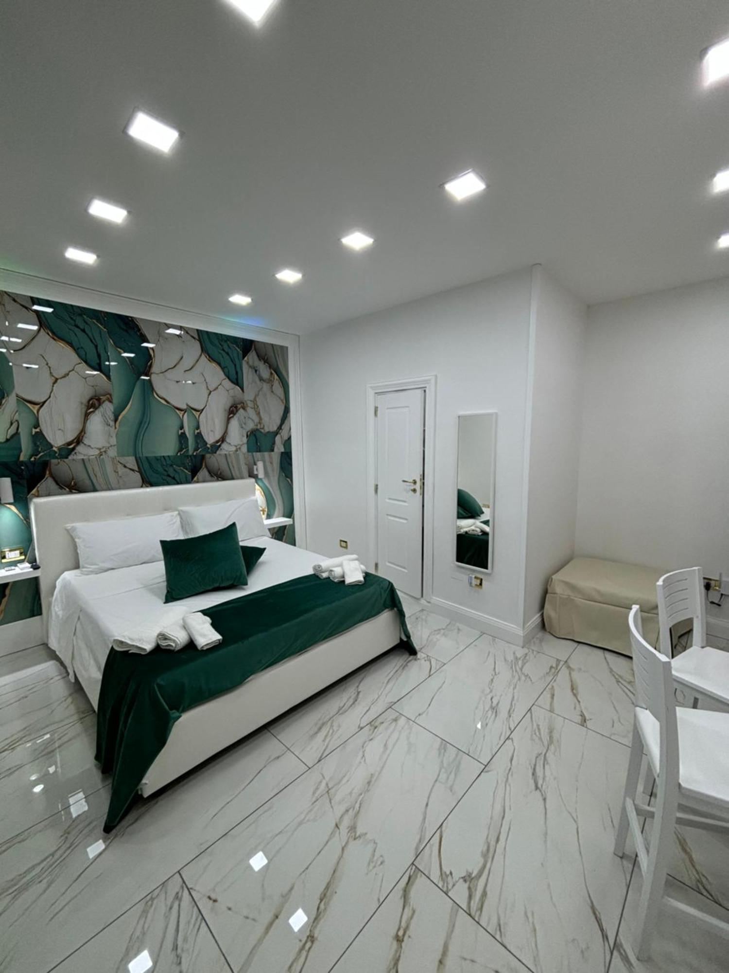 Suite Campanile Naples Exterior photo